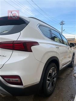 هيونداي سانتافي